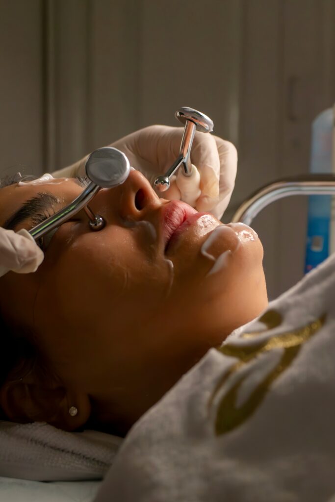 Deviated Septum Surgery guide to surgical techniques, recovery planning, post-operative care, breathing improvement, and treatment results.