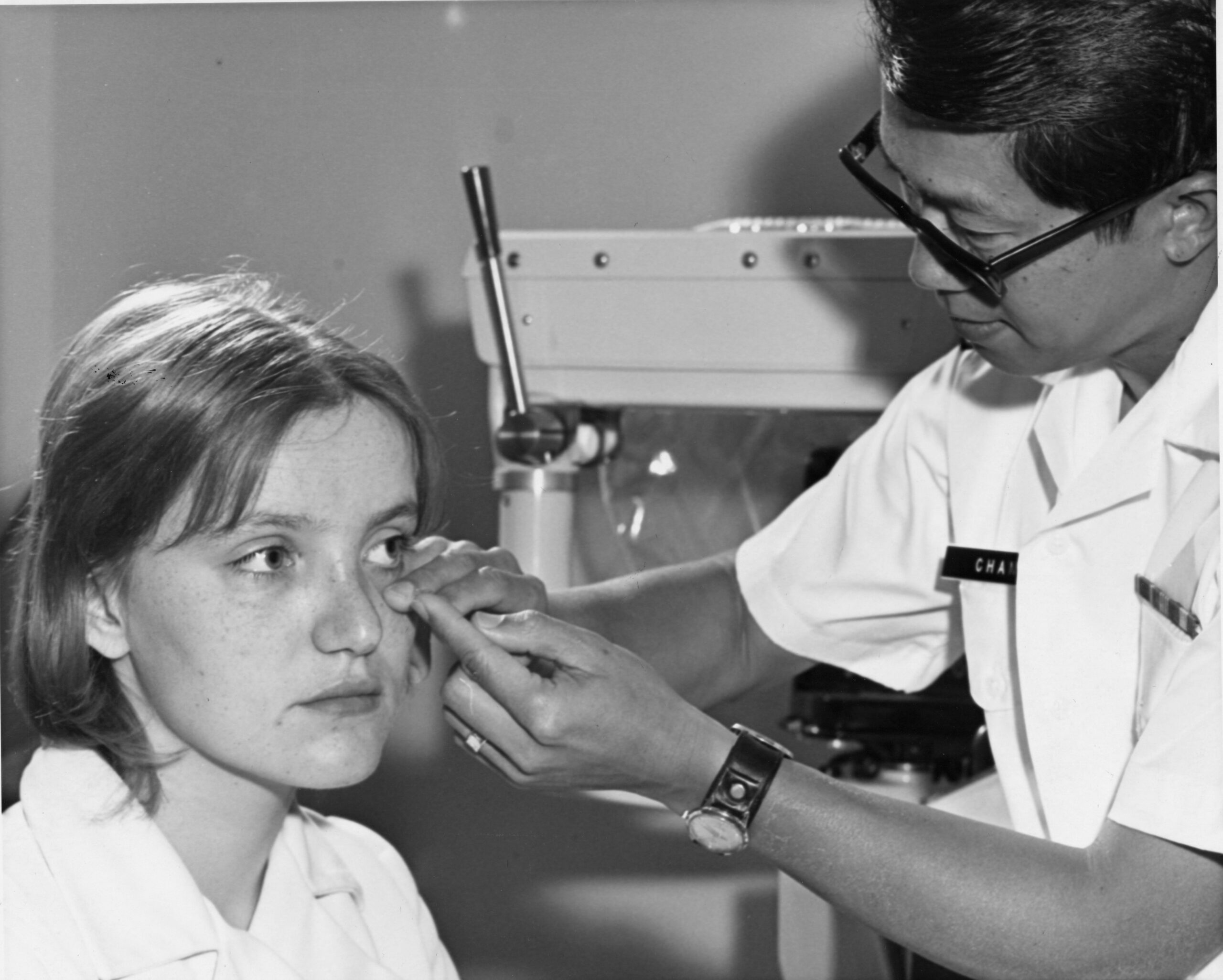 Binocular Vision Dysfunction featuring symptoms, eye coordination issues, diagnosis, vision therapy, treatment options, and eye health.