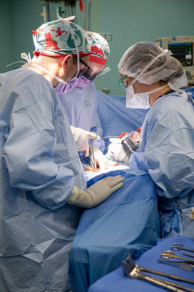 Hernia Surgery Recovery guide to recovery stages, wound healing, physical activity, common symptoms, long-term recovery, and aftercare.