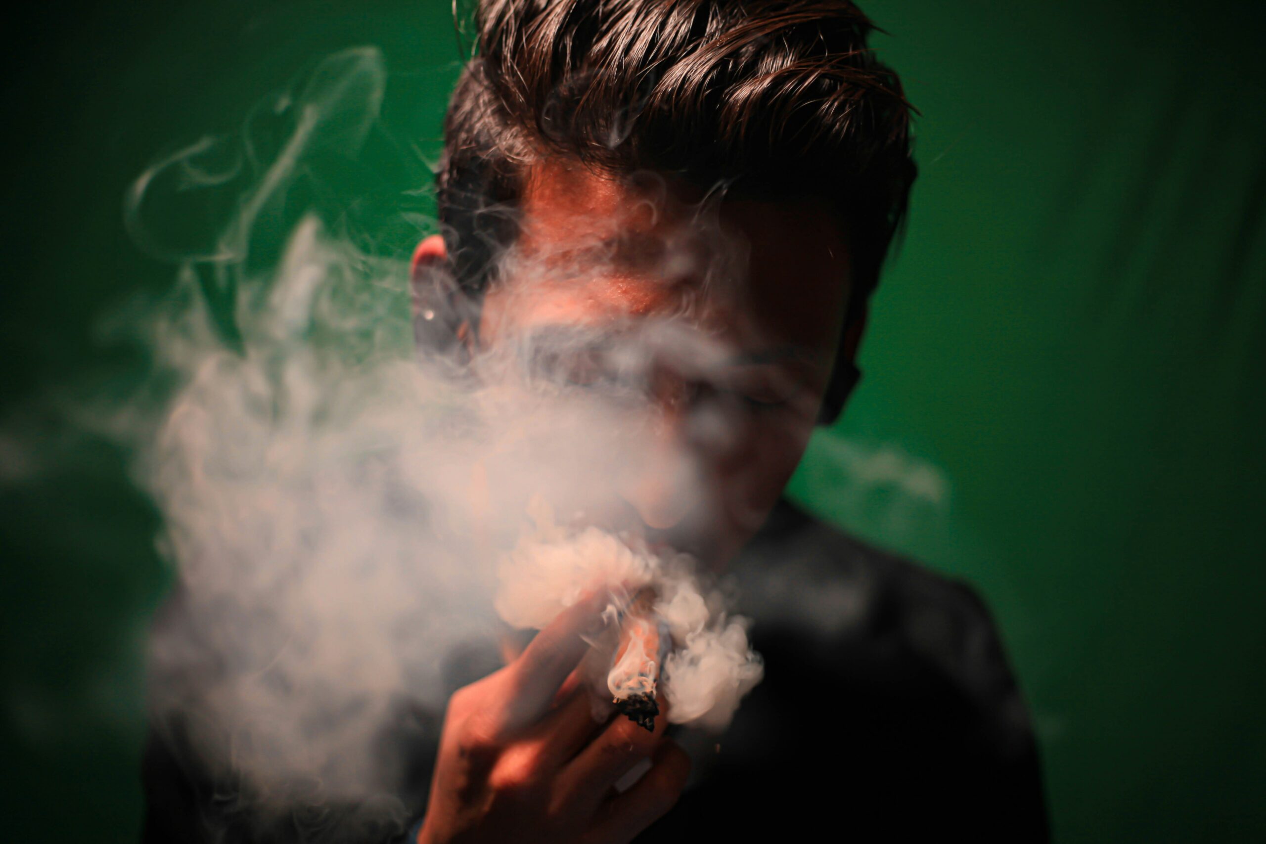 Why Does Smoking Make You Poop? featuring nicotine, bowel movements, digestive activity, intestinal stimulation, and healthier solutions.