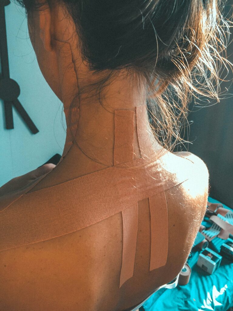 Why Does the Left Side of My Neck Hurt? guide to one-sided neck pain, muscle strain, stiffness, nerve irritation, treatment, and warning signs.